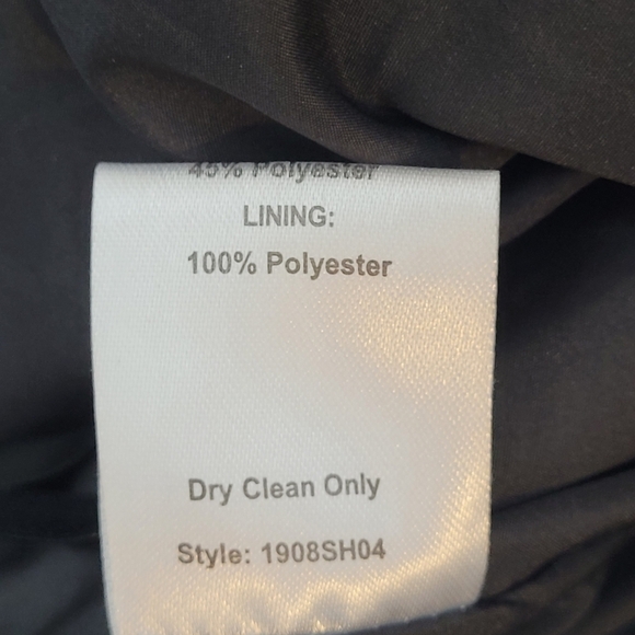 Choosy Silver Metallic Faux Leather High Waist Paperbag Party Shorts - Size 2 - Picture 9 of 9